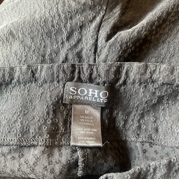 ❄️TAKE 50% OFF LIST PRICE❄️ SOHO Apparel pants - Picture 5 of 6